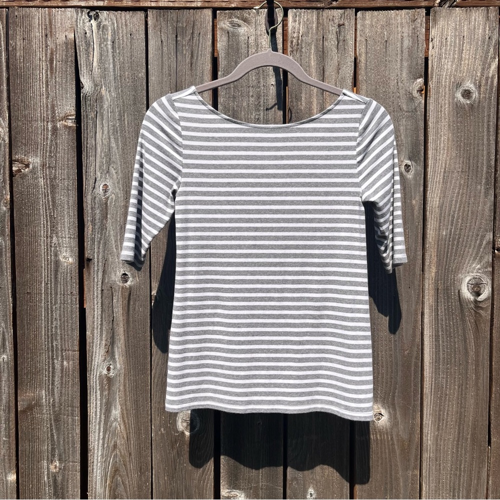 Old Navy gray and white stripe top size small